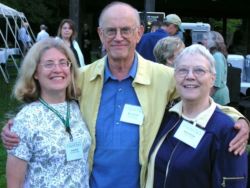 Marvin and Emilie Snyder with Carole Groh (left) during the 2004 National Meeting at Dawes Arboretum in Ohio